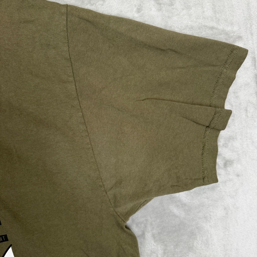 Lifted Anchors MAAD City Graphic T-Shirt Olive Green Nobody Pray For Me XL Mens - Picture 8 of 13